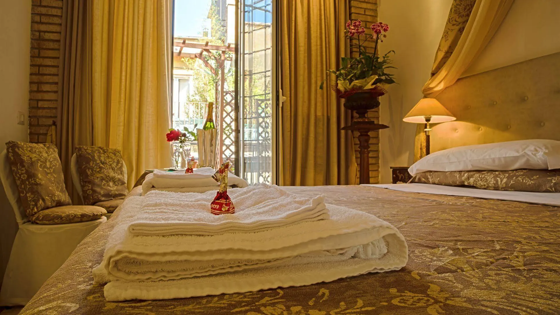 Pantheonview - Luxury Suites Rom Frühstückspension
